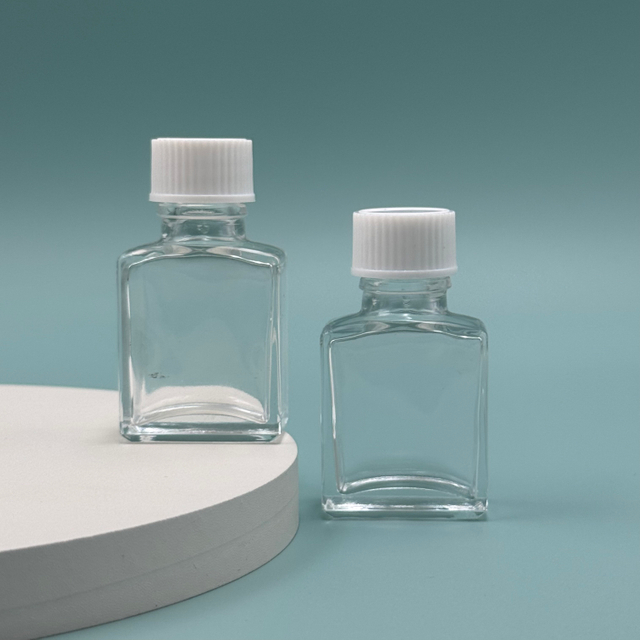 15g Glass Square Bottle