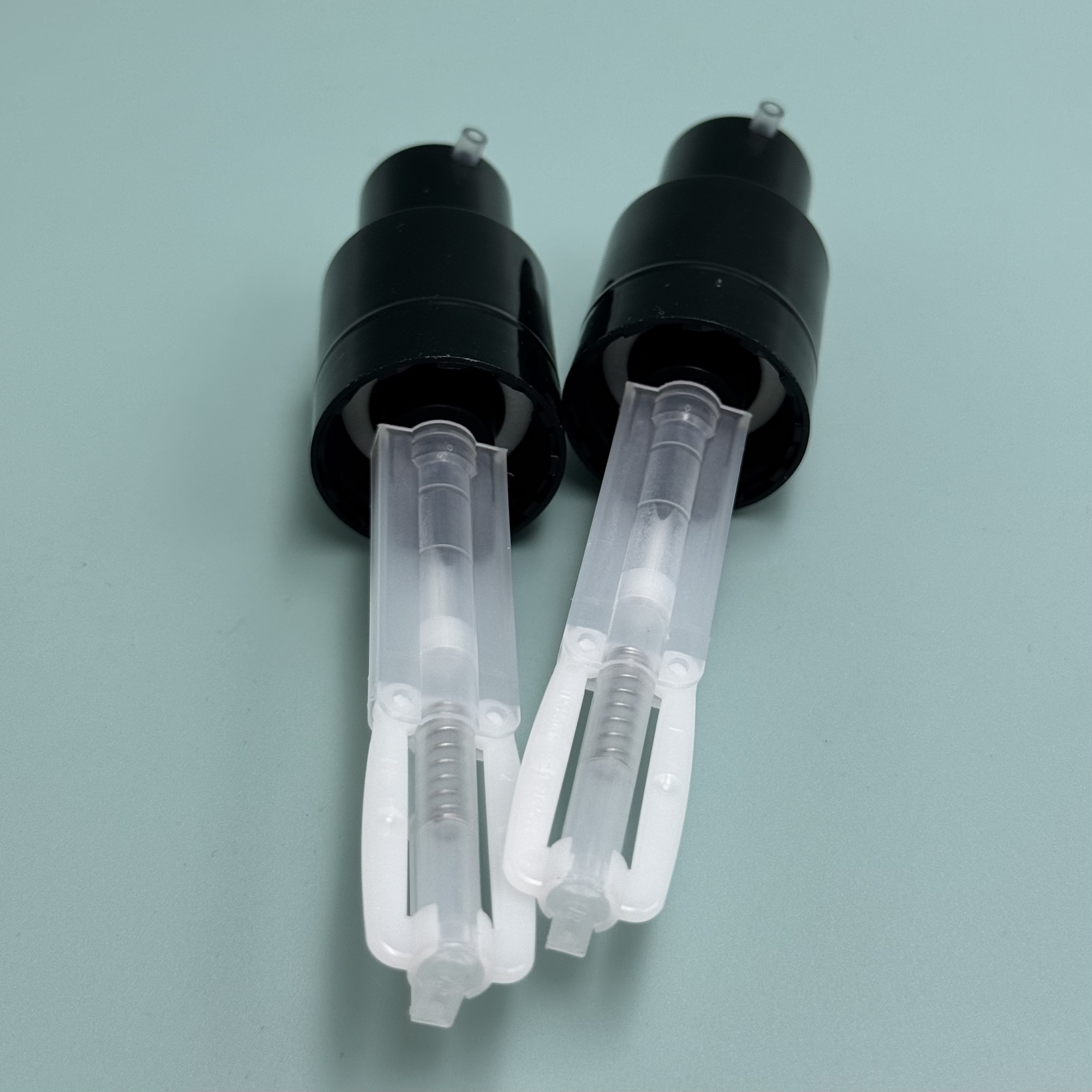Powder Plastic Pump Bottles